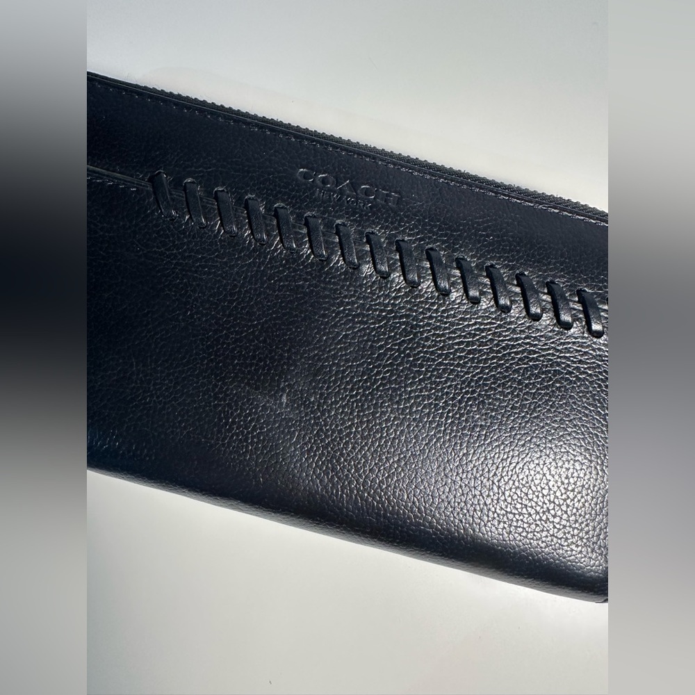 Coach Vintage Black Leather Zip Wallet - Picture 6 of 15